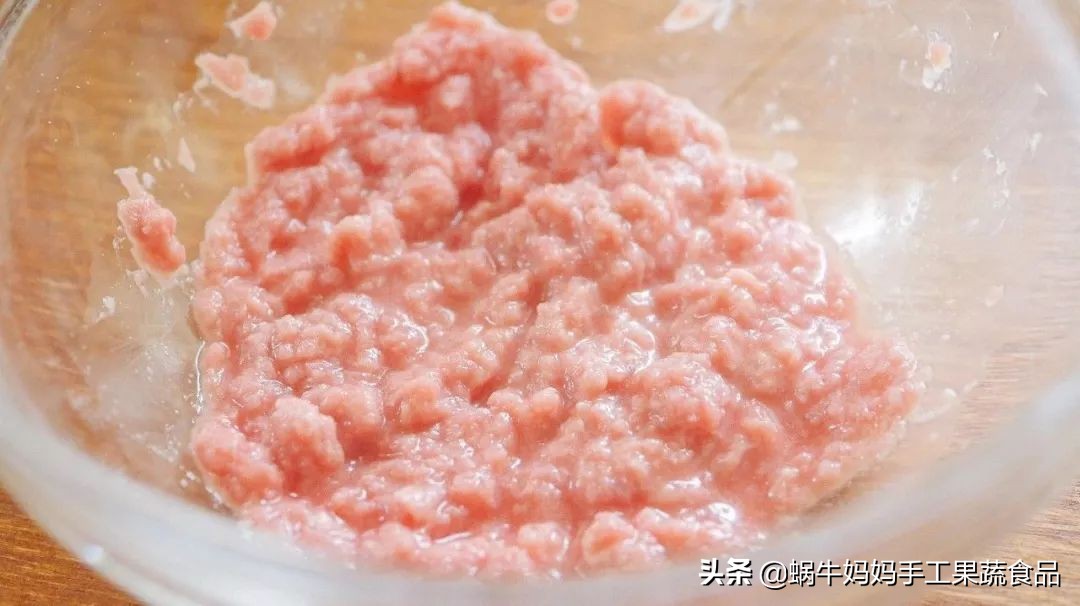 8个月宝宝一日三餐食谱时间表,12个月宝宝辅食三餐做法大全