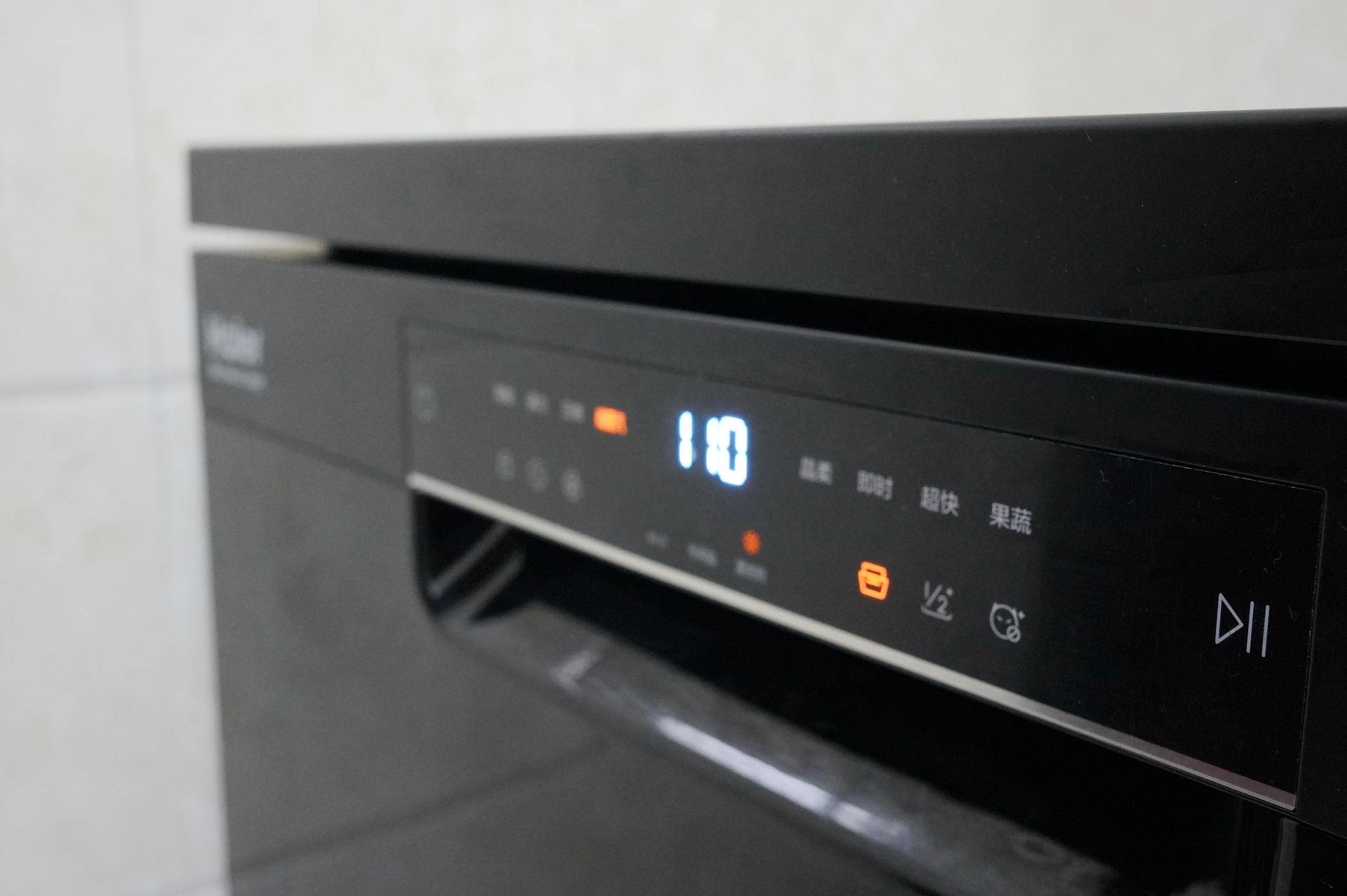 解放双手洗碗机图片,海尔eyw13028洗碗机测评