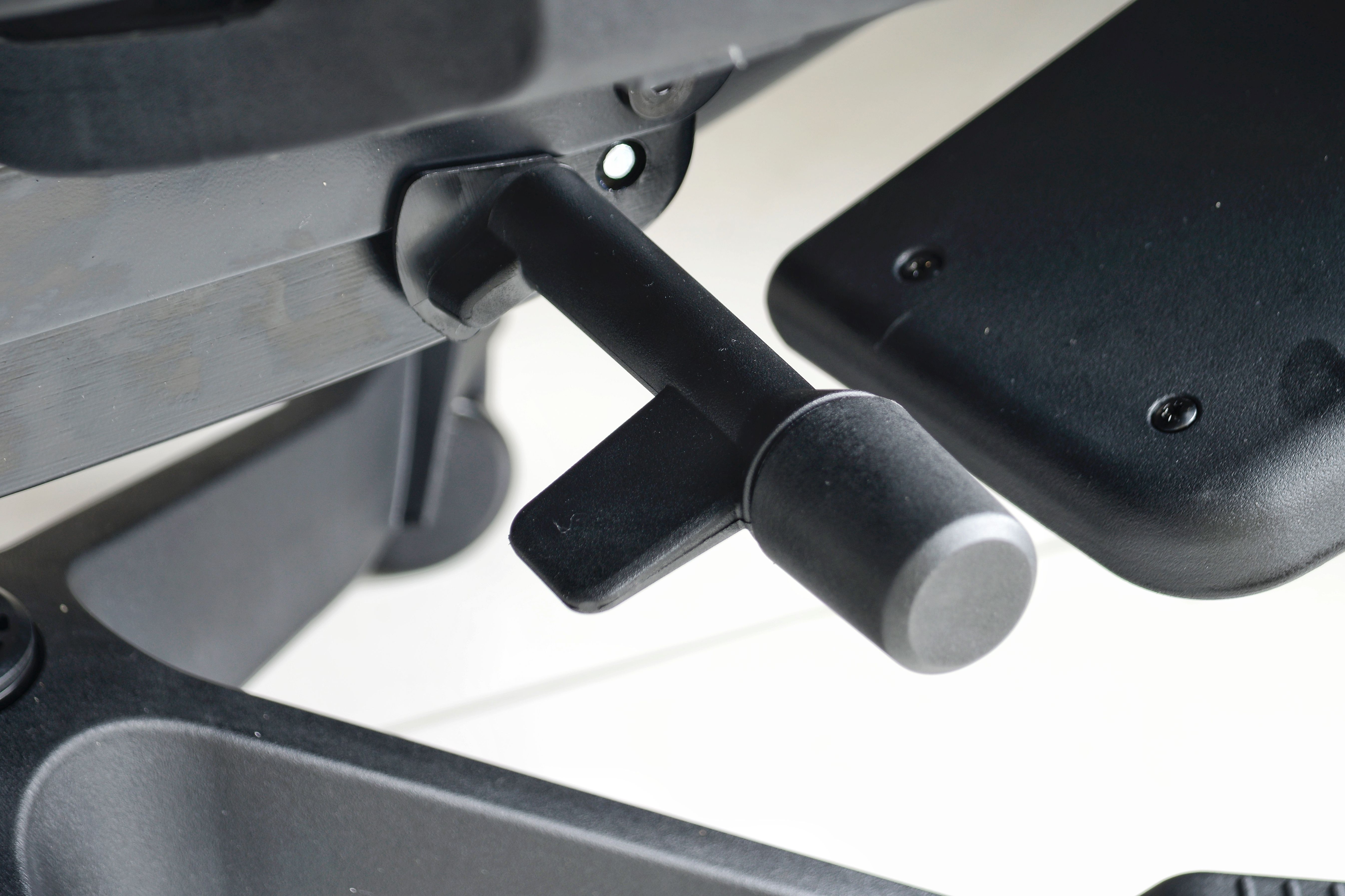 网易严选人体工学椅星舰测评,网易严选星舰椅和探索家哪个好