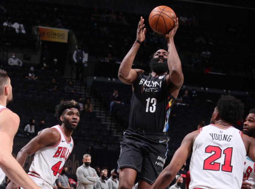 哈登单核绝杀勇士完整视频,哈登再现四分卫式长传