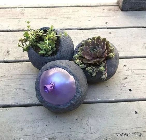 塑料旧手套,新买的手套被塑料和铁连在一起