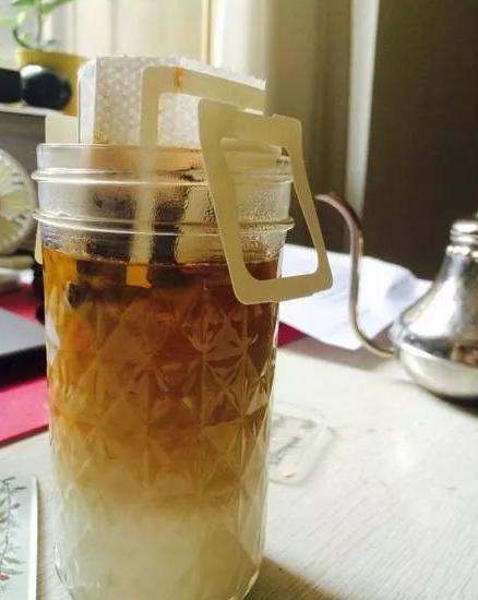 冲挂耳咖啡用多少度的水,挂耳咖啡的正确用法