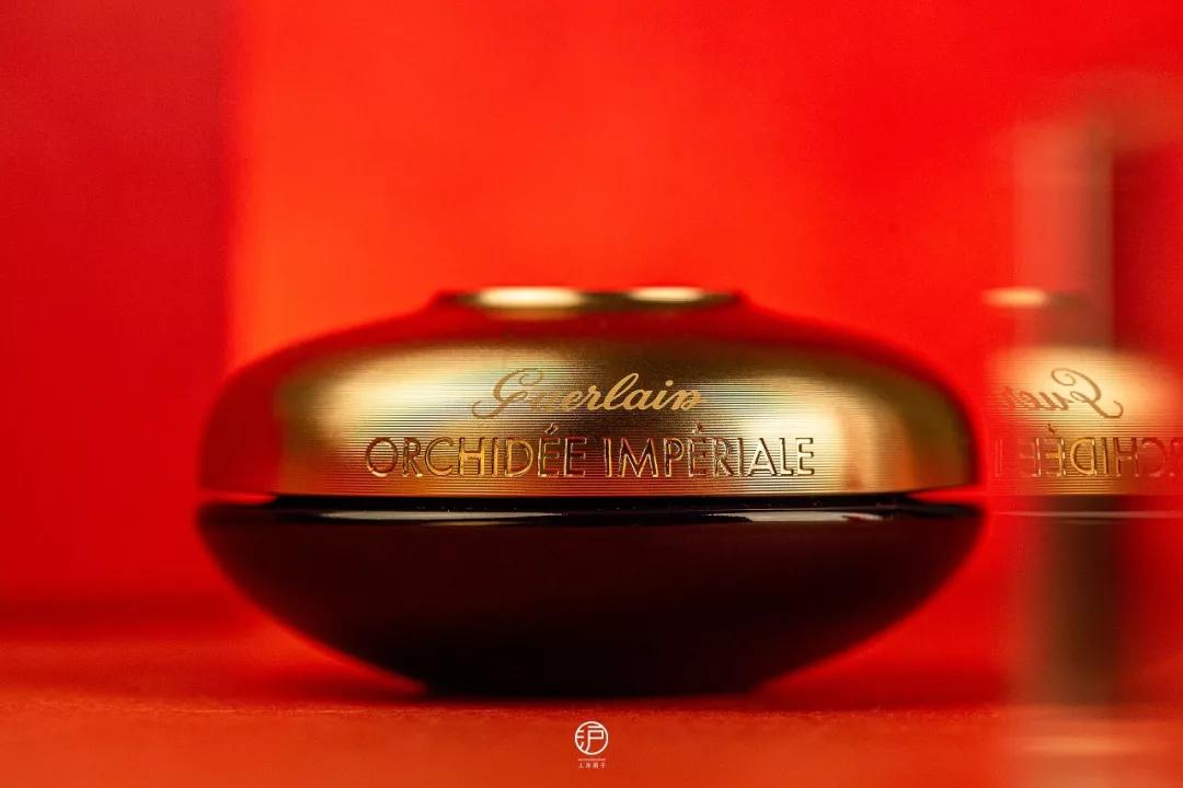 霸屏来袭！来娇兰“星球”，绽放你所有的美丽