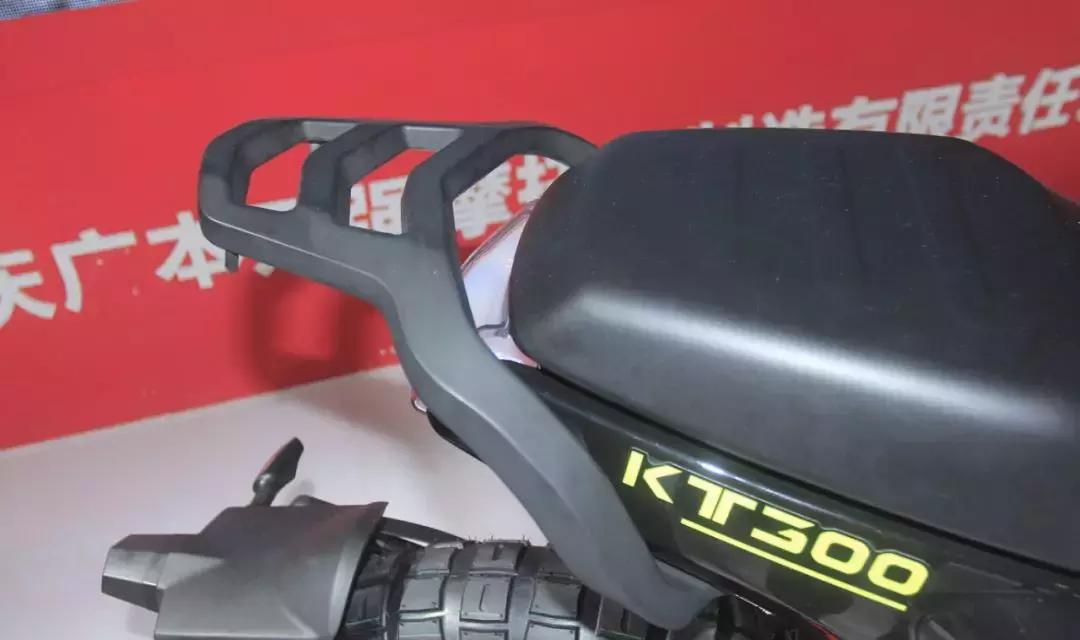 mini科尔维特多少钱一辆,克尔维特兰博300复古跑车