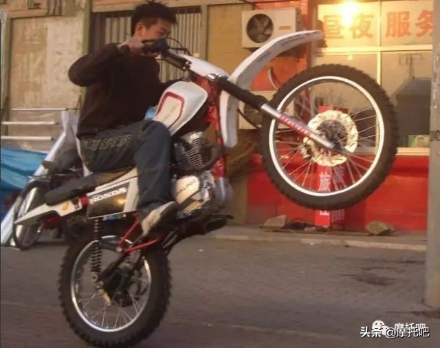 这些曾风靡国内市场的摩托车，有一半你都没骑过丨回顾