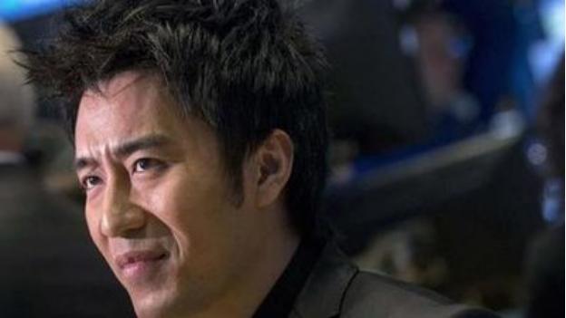 3年败光120亿资产，花3亿买项目还被王思聪嘲讽，如今行业第一