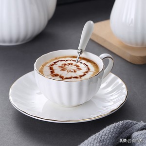 西餐上菜顺序列举三条西餐礼仪,西餐礼仪吃汉堡