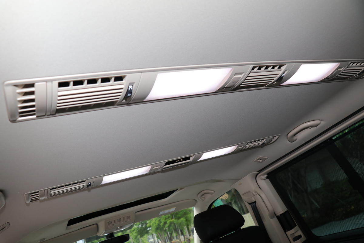 进口大众multivan精彩实拍展示,19年大众帕萨特混动试驾