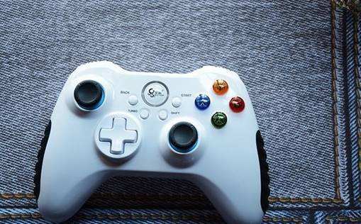 手机外设变电脑,好用的魂斗罗游戏手柄