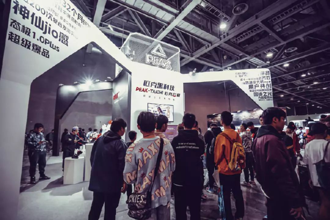 球鞋liftoff评测,kol鞋圈