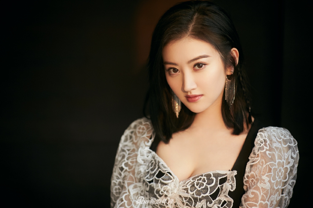 鹿晗蔡徐坤王源易烊千玺,范丞丞易烊千玺gq盛典照片