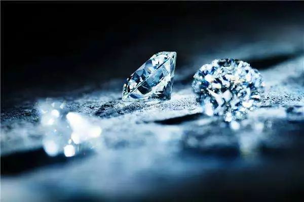 惊了，“钻石之都”竟然不产钻