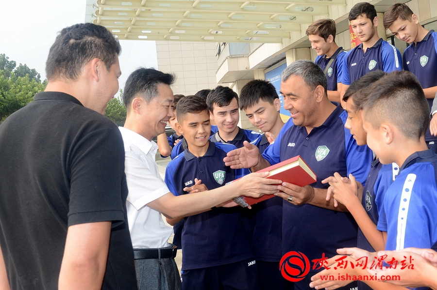 乌兹别克斯坦与叙利亚足球比赛,乌兹别克斯坦以色列足球比赛