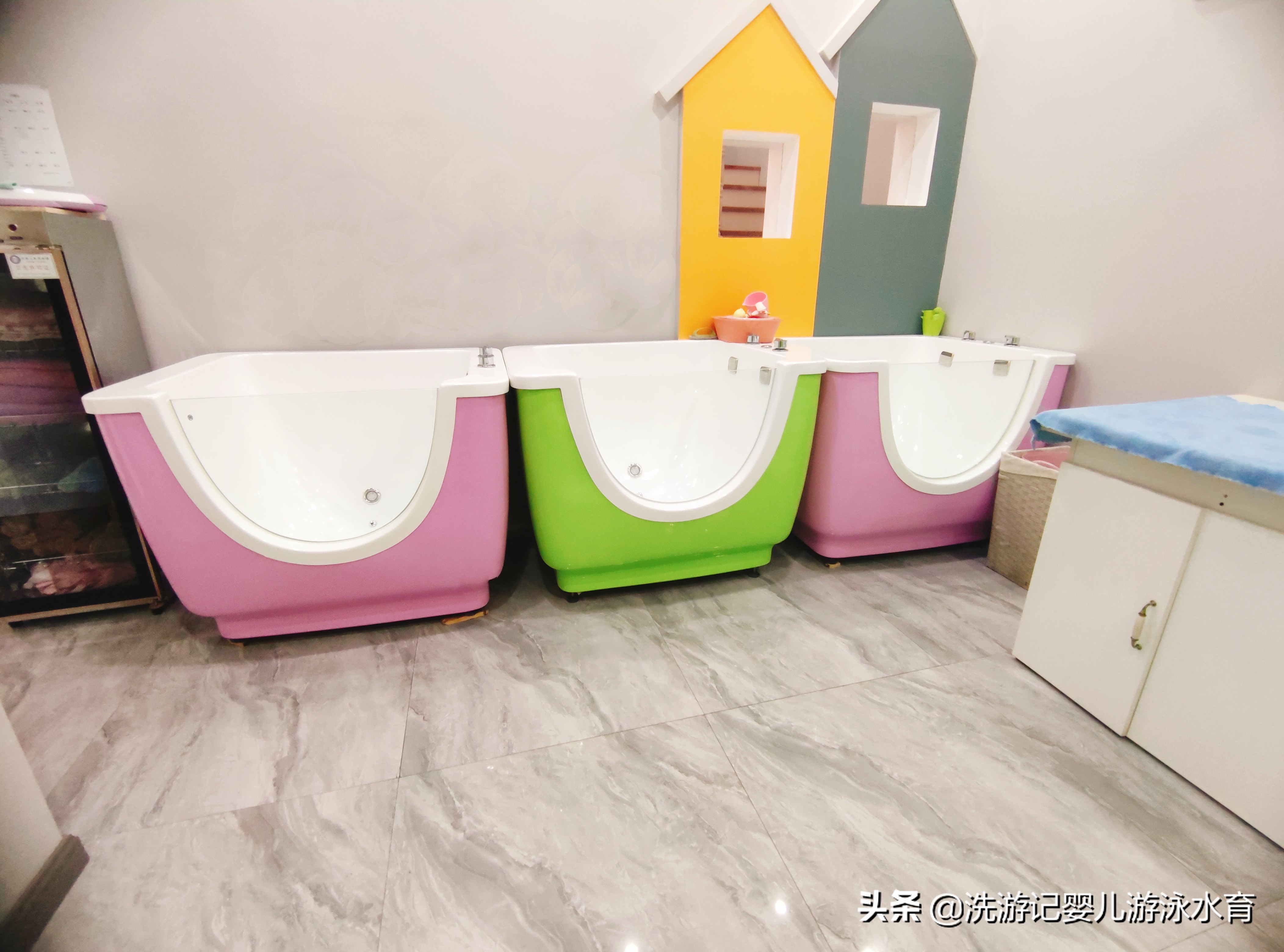 开一家婴儿游泳馆加盟多少钱,艾优儿游泳馆加盟品牌排行榜