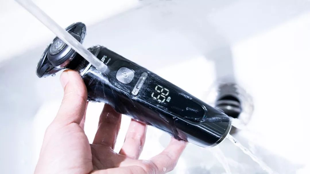 荷兰进口飞利浦剃须刀s9000价格,飞利浦S9000舒仕系列电动剃须刀