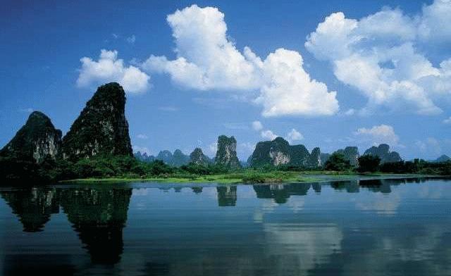 夜半书灯丨毛*东泽**诗词中的赤橙黄绿