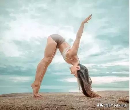 下犬式的好处,每天下犬式有什么好处