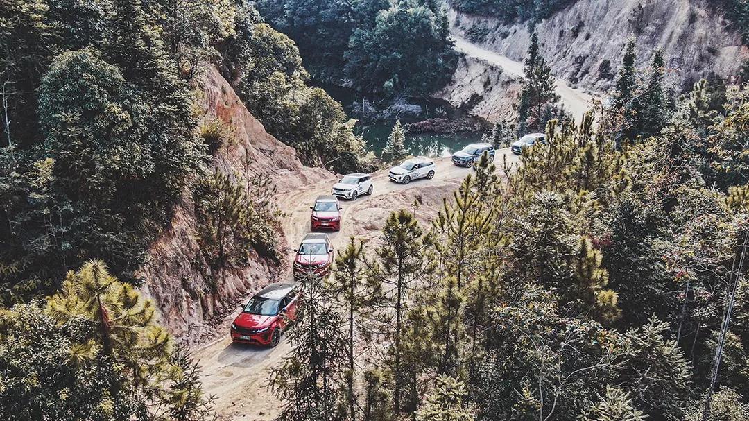 极光和三系宝马哪个值得入手,路虎极光和3系哪个值得买