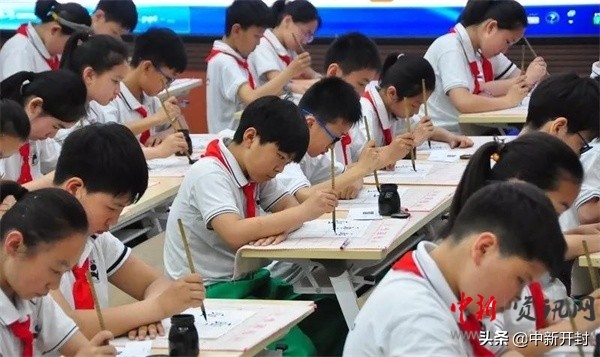 芳林新叶茂教学竟相长——县街小学开展青年教师汇报课展示活动