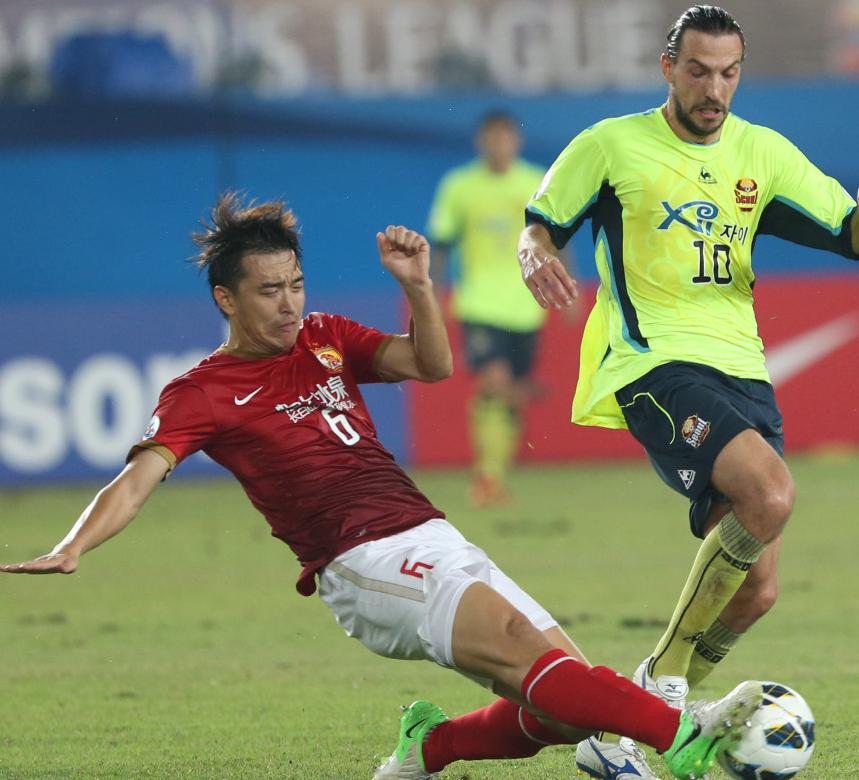 还记得2015-2017年的这支球队吗,2013年亚冠恒大4:0柏太阳神