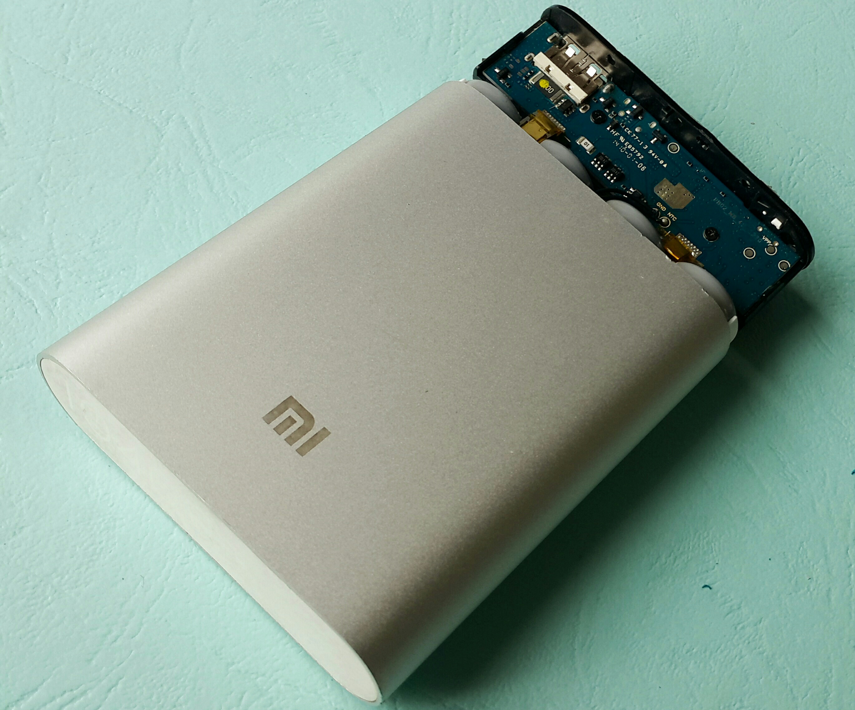 小米首款产品,小米第一款未来科技手机