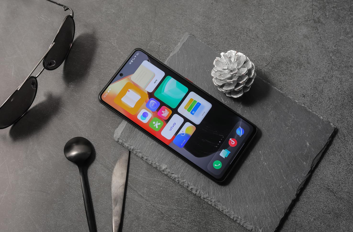 iQOO7值不值得买,iqoo7到底值不值得入手