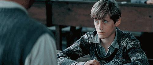 “深夜12点,14岁的儿子偷偷看黄片”