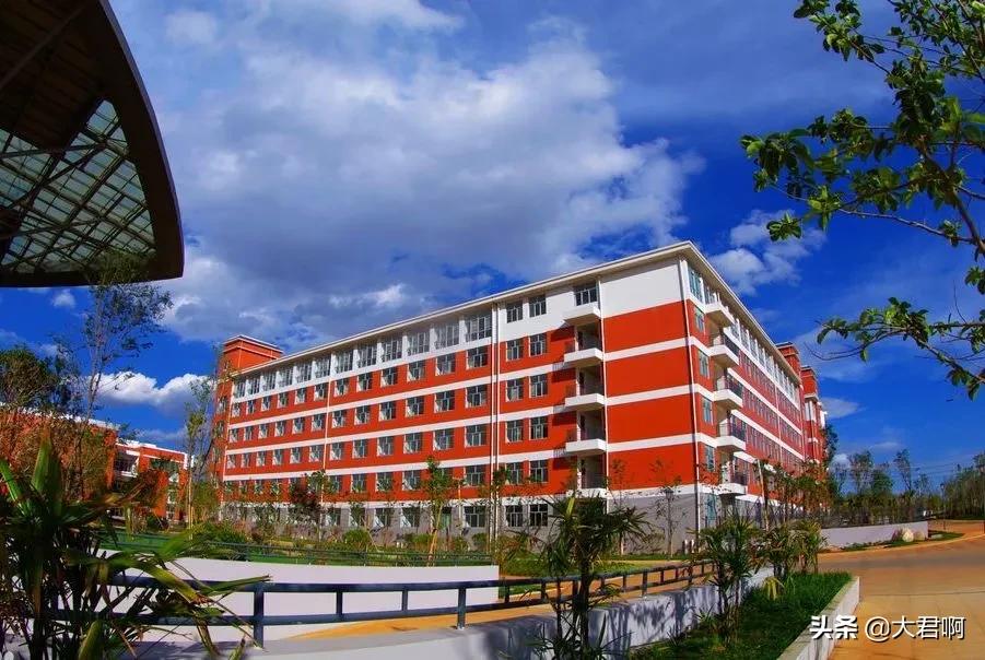 昆明市第三中学西山学校,昆明市高新区第三中学