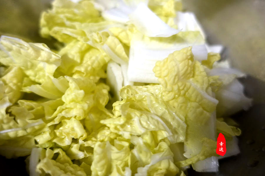 老两口三天的正午饭，荤素合理搭配，吃着顺口不觉单调