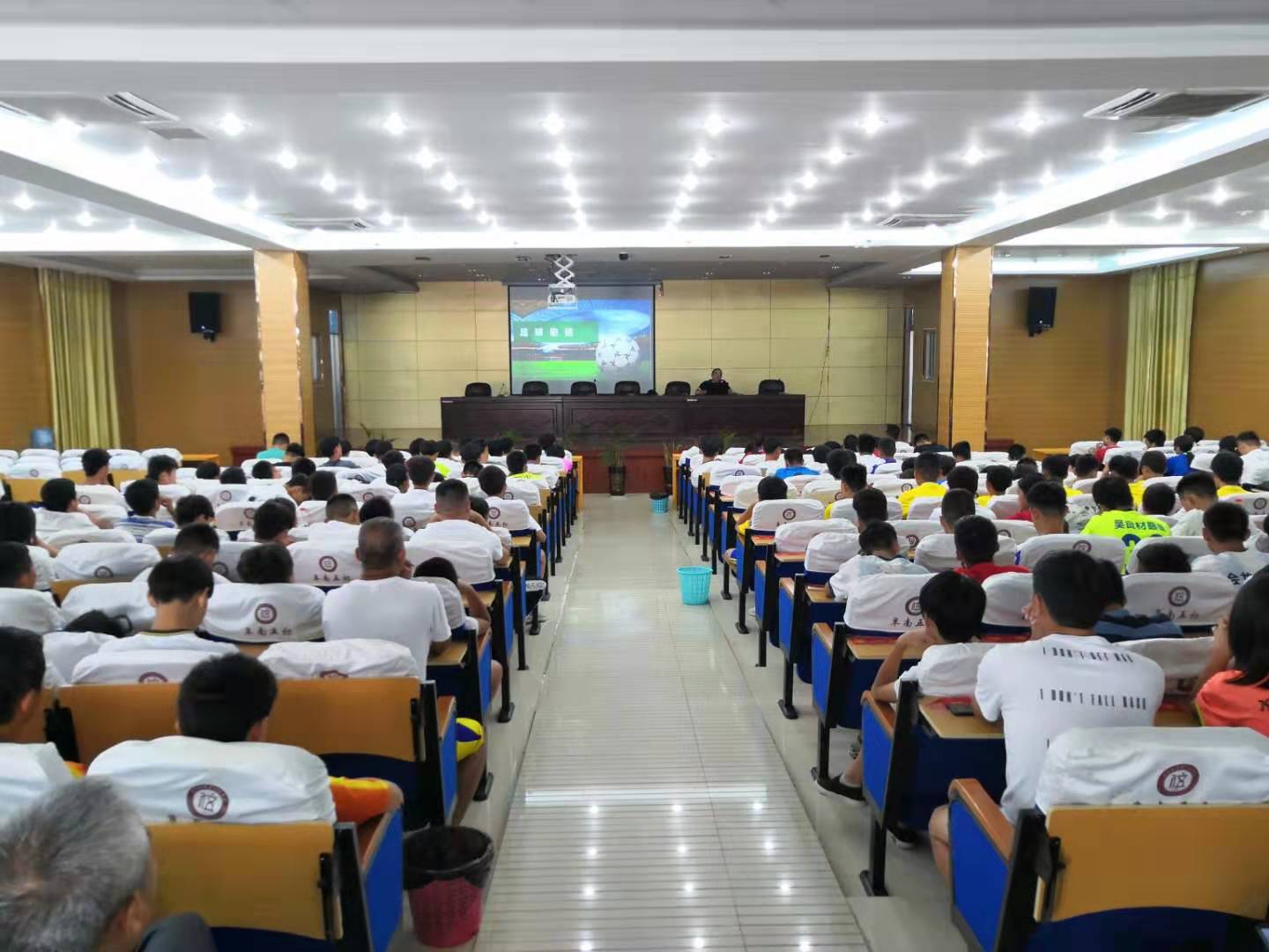 安徽省阜阳市阜南县焦陂镇学校,安徽阜南县焦陂中学