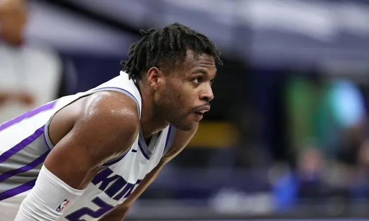 乔治杜兰特对飙时刻,乔治单打杜兰特后撤三分