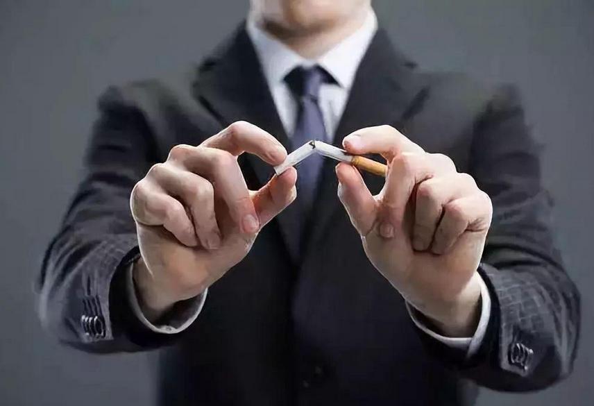 戒烟以后多久肺会恢复变白,吸烟的肺会自然好转吗