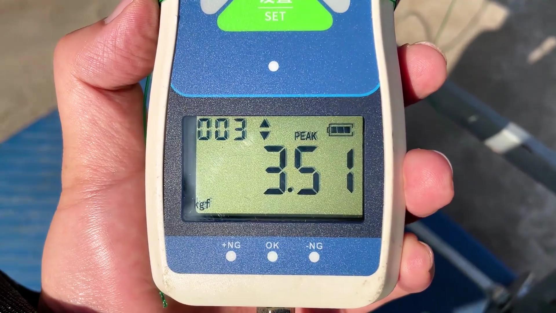 香港怡龙鱼竿和宝飞龙鱼竿哪个好,宝飞龙是不是国内生产最好的鱼竿