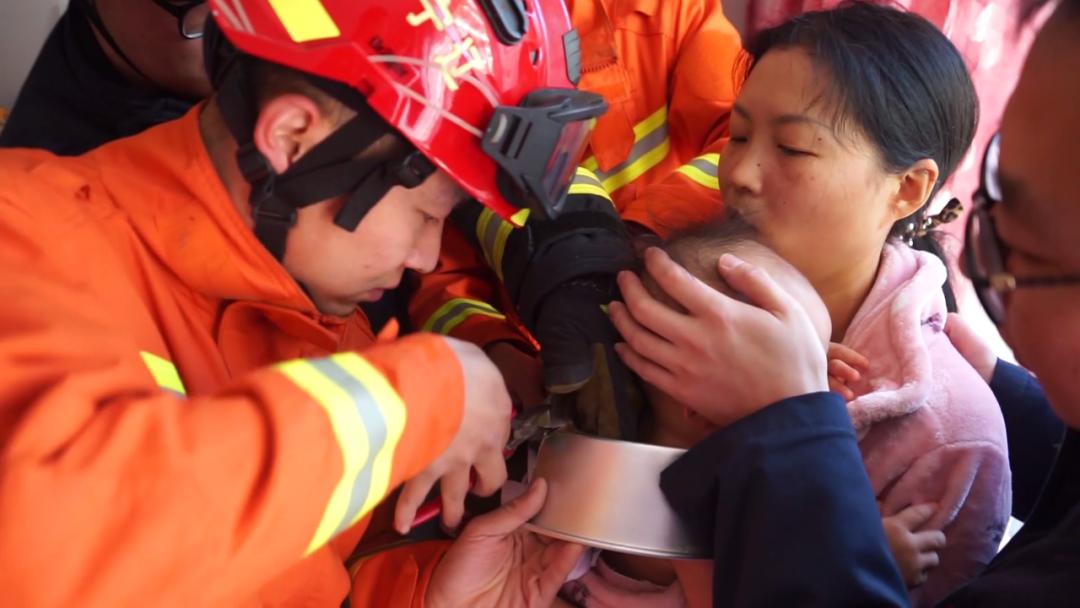 蓝朋友大战“乾坤圈”