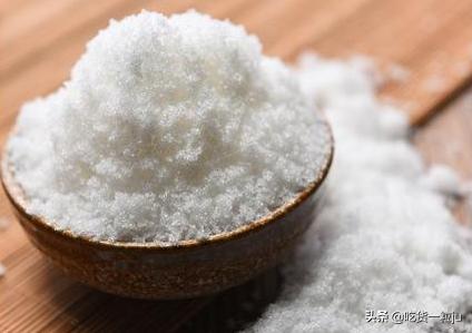 绵白糖与白砂糖什么区别,绵白糖和白砂糖的区别在哪里