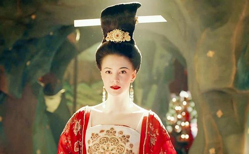 杨玉环墓地考古发掘视频,真实的考古学家挖出杨玉环的棺材