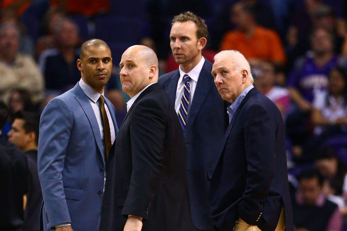 波波维奇下赛季继续执教马刺,波波维奇执教马刺最后一年