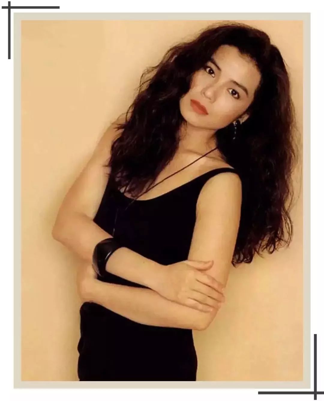 新年发型推荐齐肩发发量多,30-40岁适合发型男士圆脸发质细软