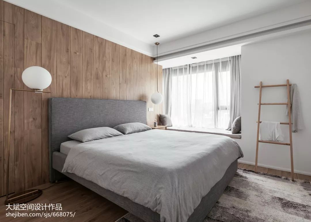 齐齐哈尔卧室装修布局,自己安装木板墙