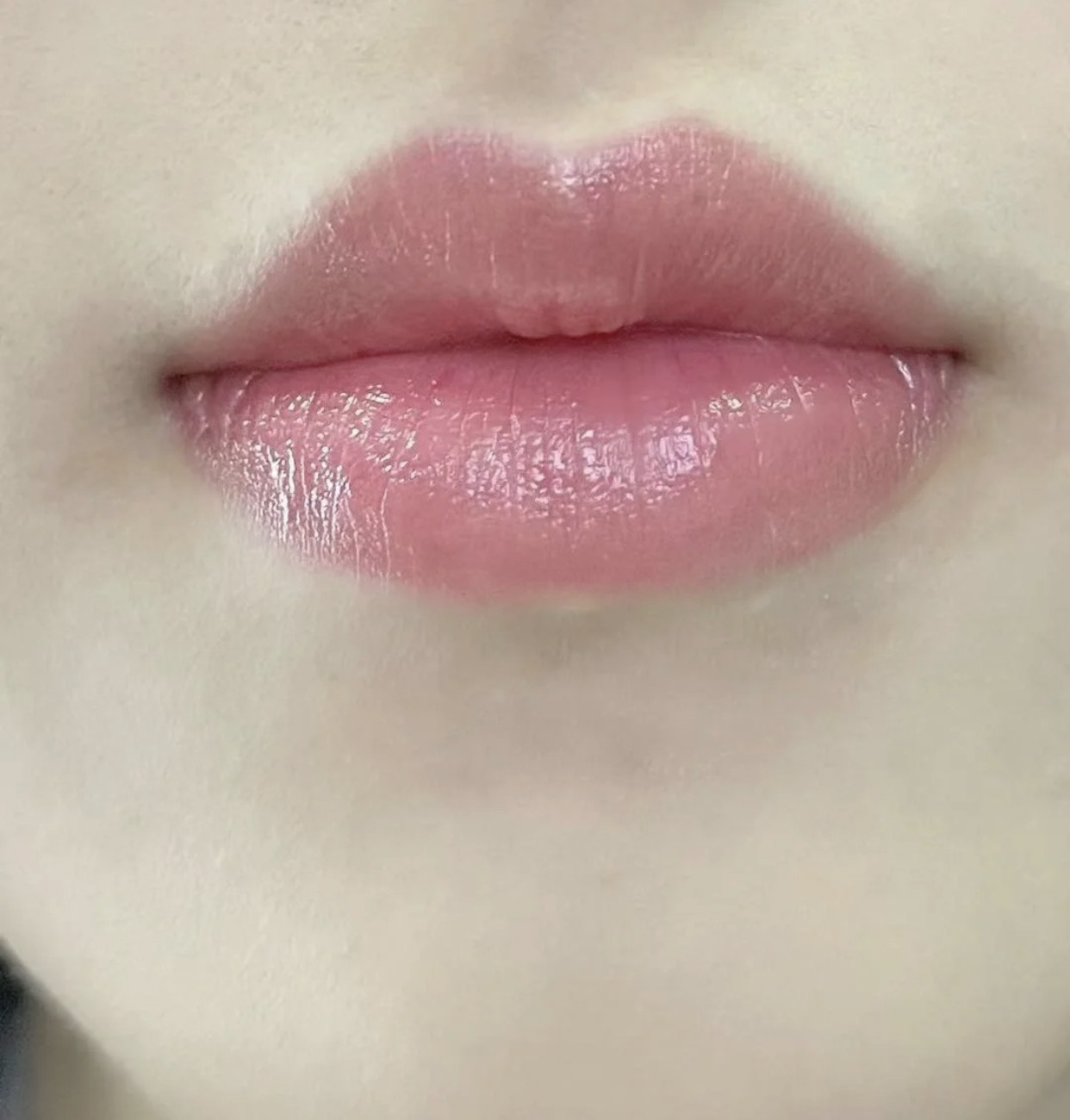 唇干唇裂涂什么唇膏比较好,唇干唇裂用什么唇油