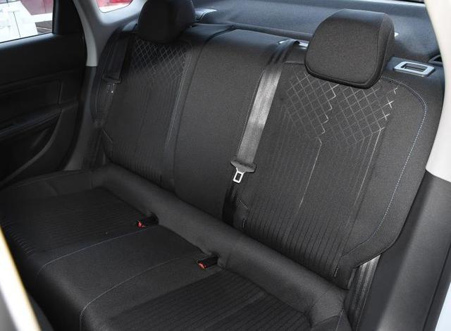 标致308车主真实感受,标致308最新款落地