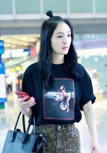 杜蕾斯收购美赞臣,网友编广告:不用我的套,十个月后就买我的奶