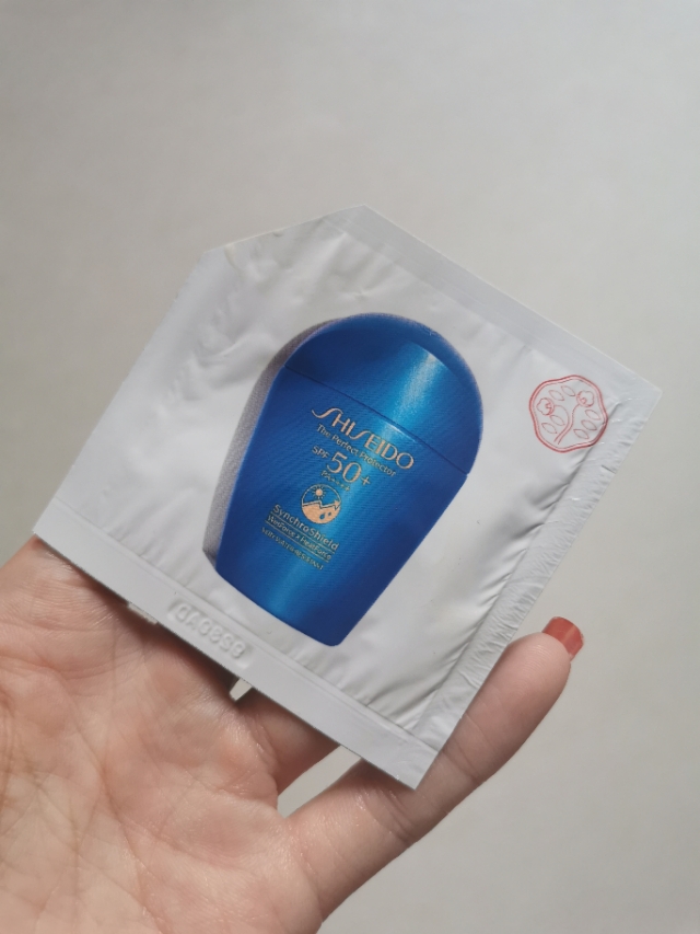 资生堂蓝胖子和cpb防晒,资生堂防晒蓝胖子有塑封吗