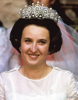 西班牙王后出席,西班牙王后英国晚宴