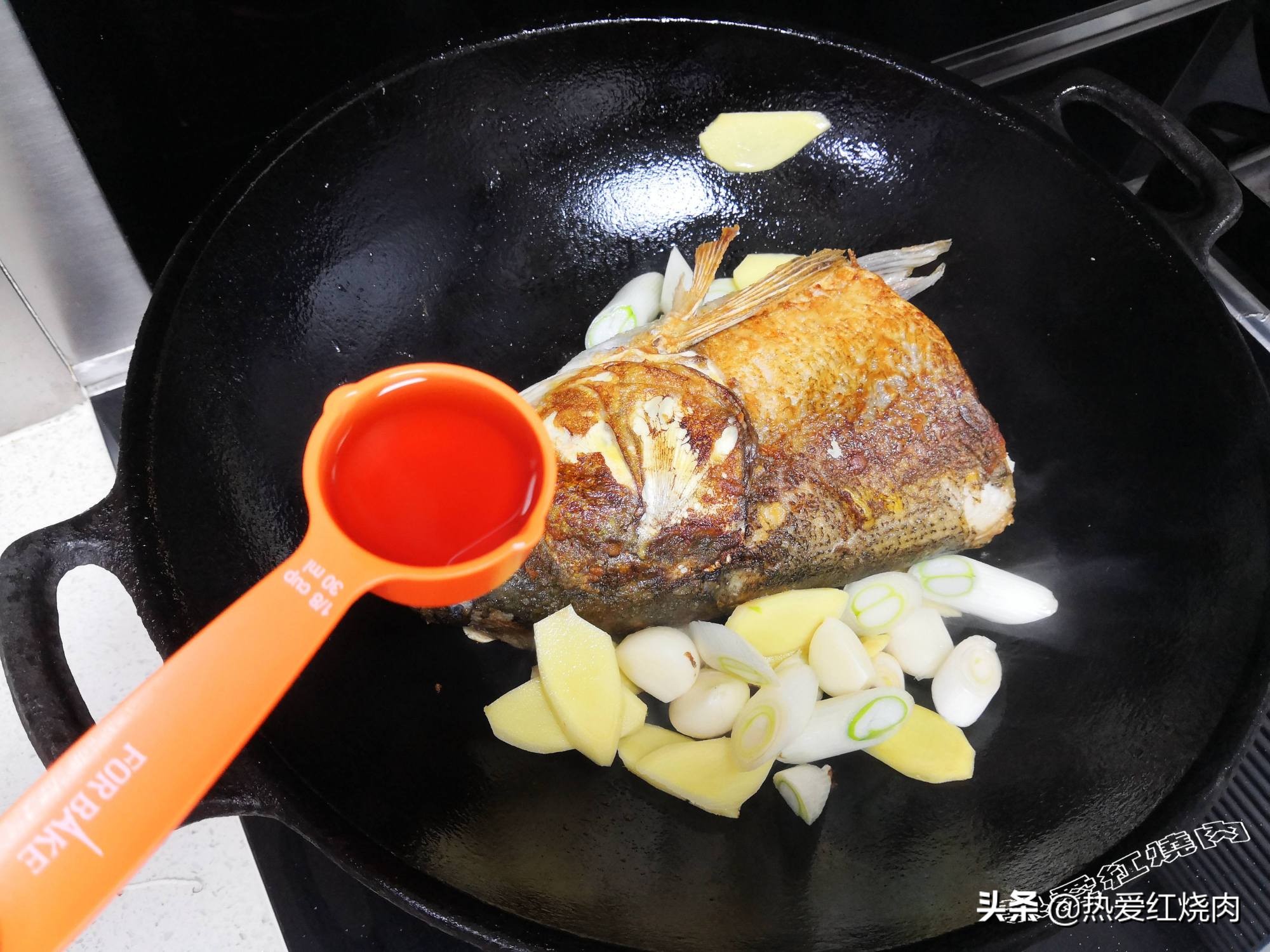 在家怎么做鱼泡饼,想吃鱼头