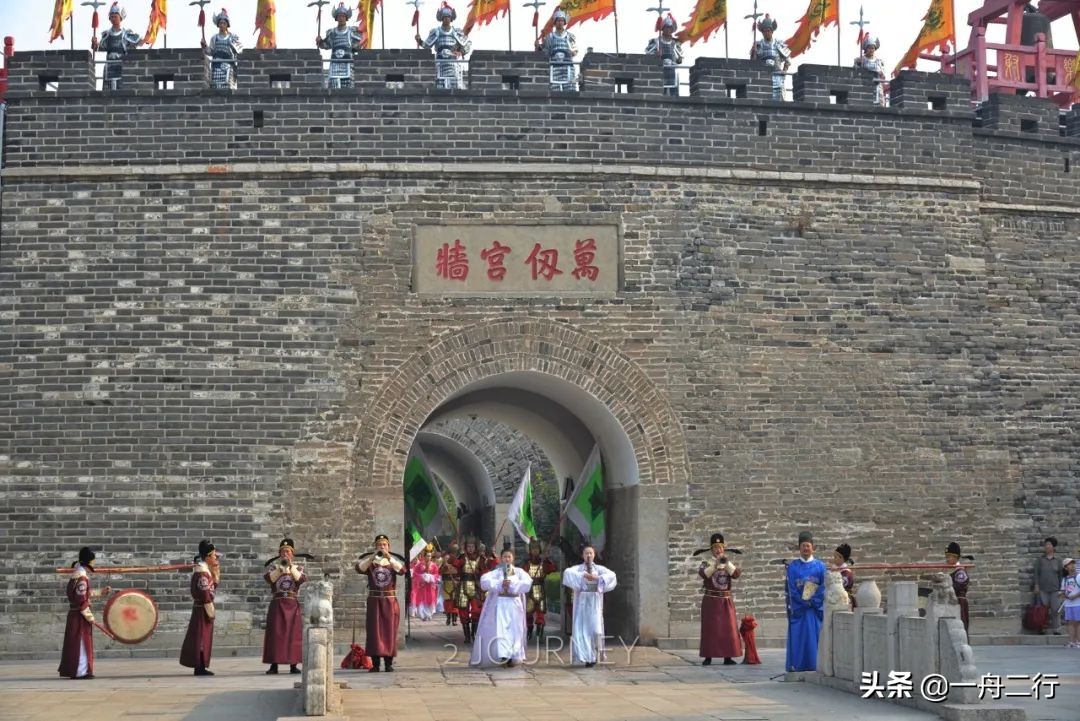 初冬的邂逅曲阜孔庙,游曲阜孔庙发朋友圈