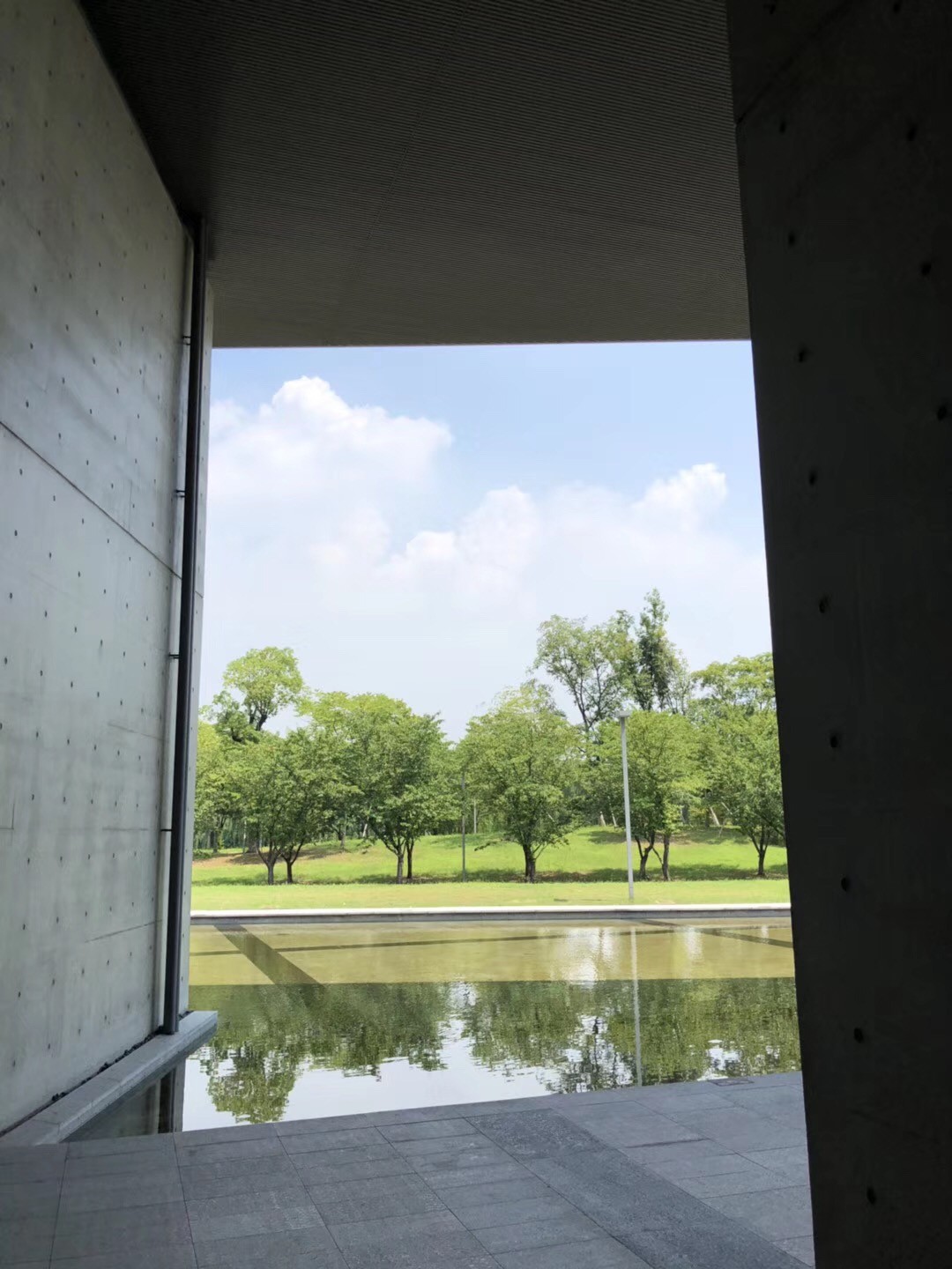 这是高晓松送给杭州的礼物，实名羡慕杭州市民!