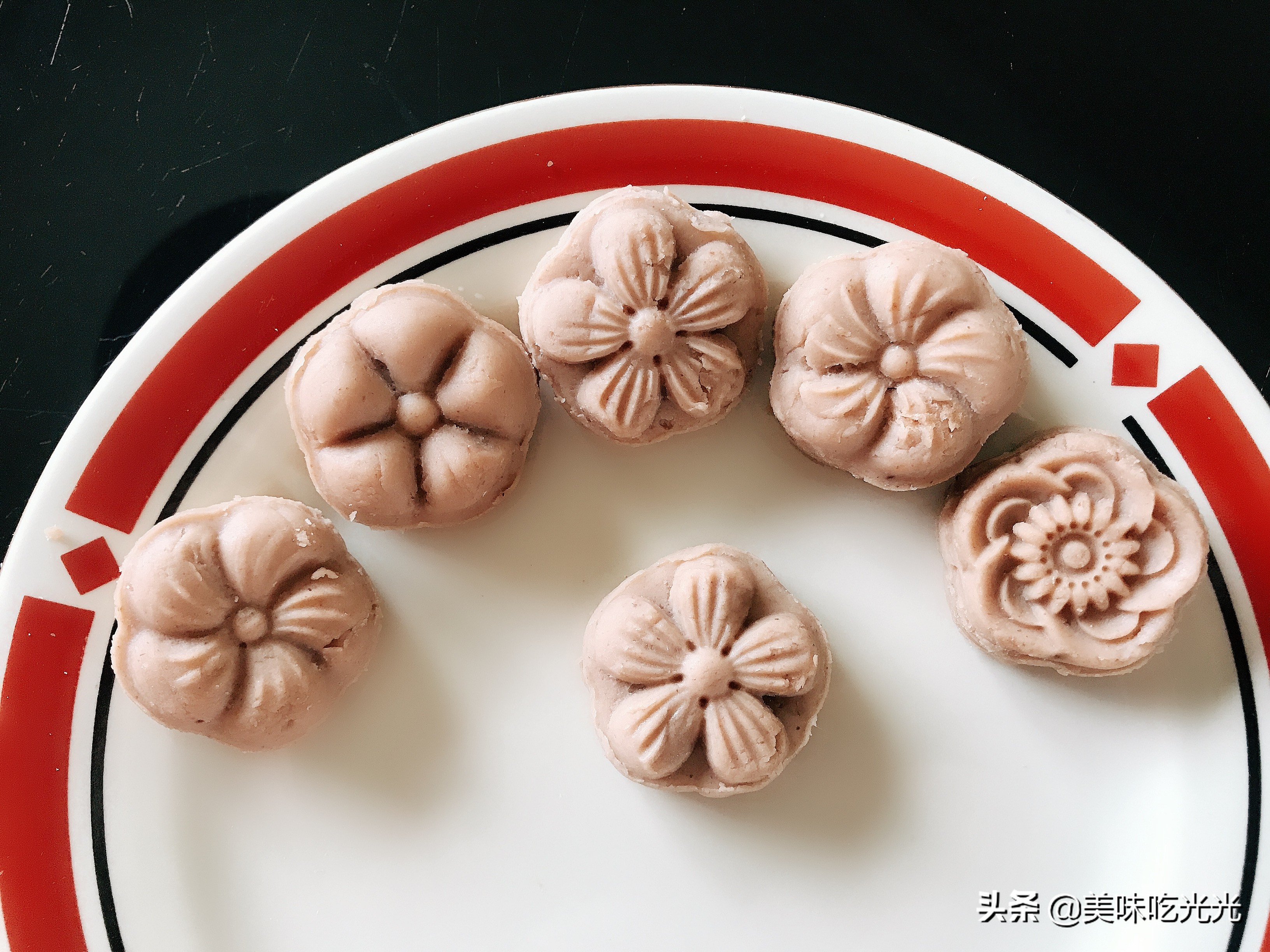 怎样自制莲子馅,怎样做莲蓉糕