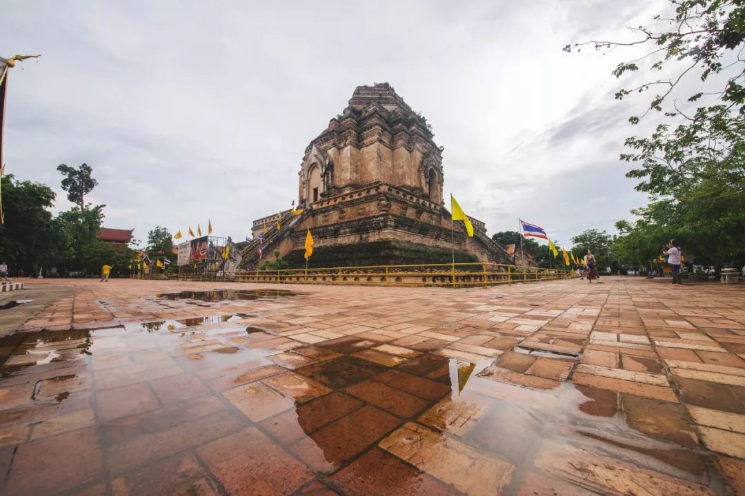 泰国清迈万人天灯节,泰国清迈万人天灯17年