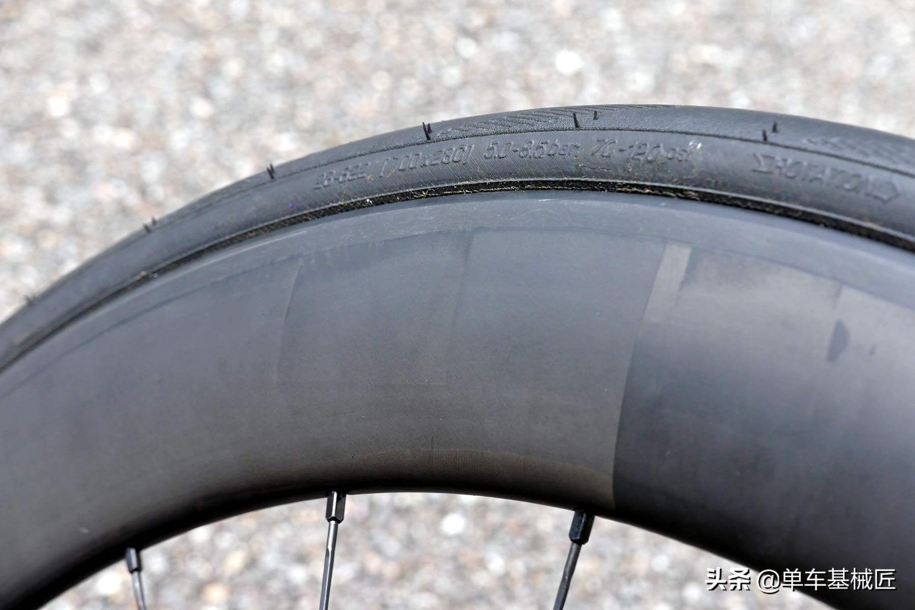 公路车上先是增肥的轮胎,现在又是增肥的轮框,是否真的有用?